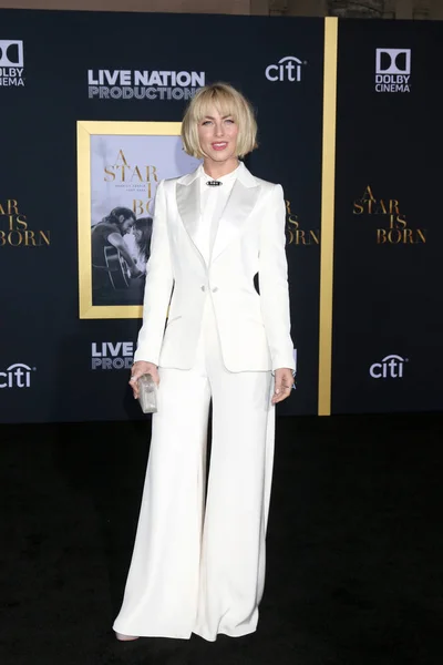 Los Angeles Sep Julianne Hough Star Born Premiere Shrine Auditorium — Fotografia de Stock