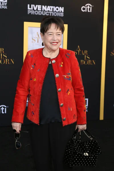 Los Angeles Září Kathy Bates Premiéře Hvězda Narozena Auditorium Svatyně — Stock fotografie