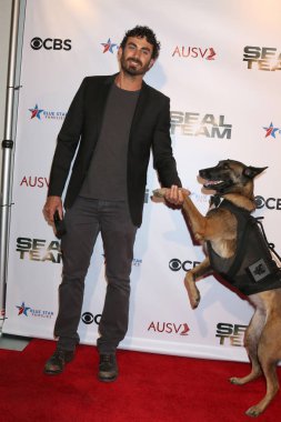 Los Angeles - 26 Eylül: Justin Melnick, Dita saç füze köpek galasında Amerikan lejyonu Eleme 