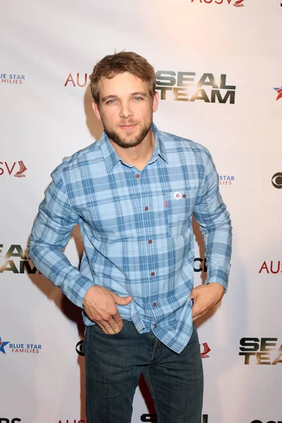 Λος Άντζελες Αυγ Max Thieriot Σφραγίδων Ομάδα Εποχή Πρεμιέρα Διαλογής — Φωτογραφία Αρχείου