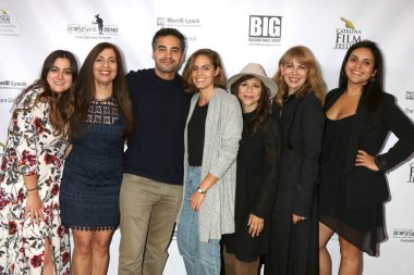 Los Angeles - 26 Eylül: Noelle Suarez, Anahid Ishahrik, Ramon Rodriguez, Karina Silva, Rosie Perez, Ileana Angelo, Natalie Gomez Catalina Film Festivali'nde - gece Sanat Tiyatrosu'nda 26 Eylül 2018 üzerinde Long Beach, Ca açma