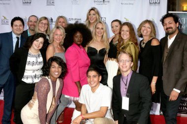 Avalon - 28 Eylül: Bayan Arizona döküm ve mürettebat Catalina Film Festivali - Cuma kırmızı halı üzerinde 28 Eylül 2018 yılında Avalon, Ca Casino