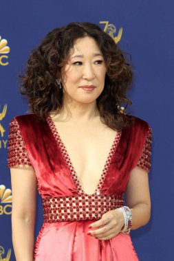 Los Angeles - Eylül 17: Sandra Oh 2018 Emmy gelenler Microsoft Tiyatrosu'nda 17 Eylül 2018 Los Angeles, Ca Ödülü