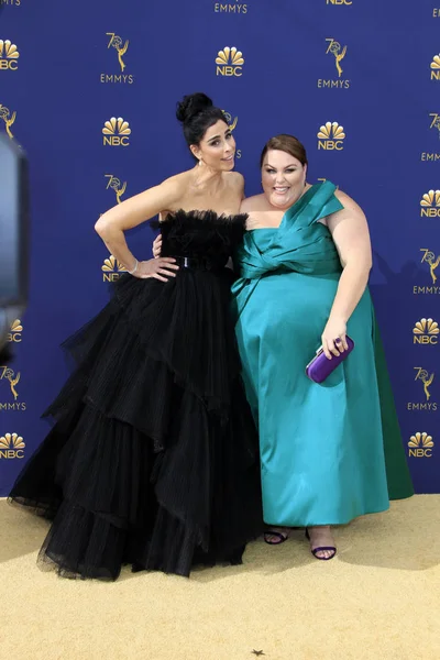 Los Angeles Sep Sarah Silverman Chrissy Metz Nos Emmy Awards — Fotografia de Stock