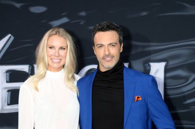 Los Angeles - Ekim 1: Elisabeth Scott, Reid Scott Village Theater 1 Ekim 2018 yılında Westwood, Ca üzerinde 