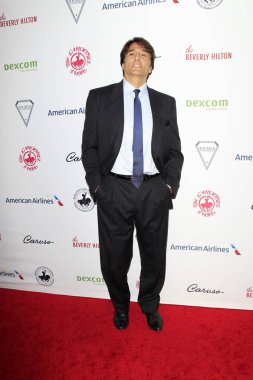 Los Angeles - Ekim 6: Vincent Spano, Beverly Hills, Ca üzerinde 6 Ekim 2018 Beverly Hilton Otel baloda umut 2018 atlıkarınca