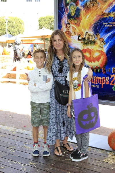 Los Angeles Okt Jillian Barberie Den Goosebumps Haunted Halloween Specialvisning — Stockfoto