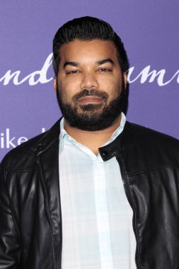 Los Angeles - Ekim 4: Adrian Dev 