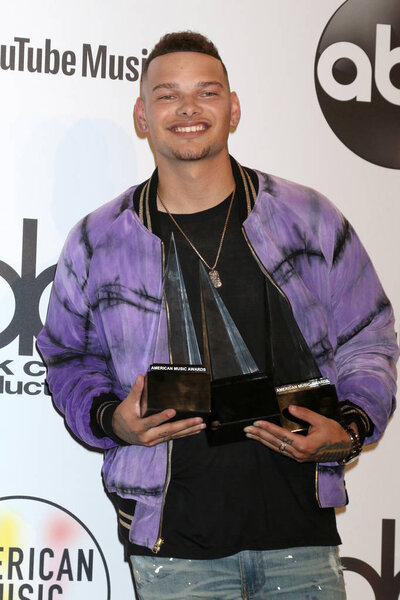 LOS ANGELES - OCT 9:  Kane Brown at the 2018 American Music Awards at the Microsoft Theater on October 9, 2018 in Los Angeles, CA