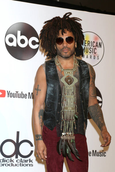 LOS ANGELES - OCT 9:  Lenny Kravitz at the 2018 American Music Awards at the Microsoft Theater on October 9, 2018 in Los Angeles, CA