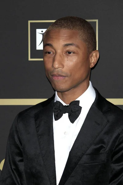 Los Ángeles Octubre Pharrell Williams Gala Ciudad Esperanza Barker Hanger — Foto de Stock