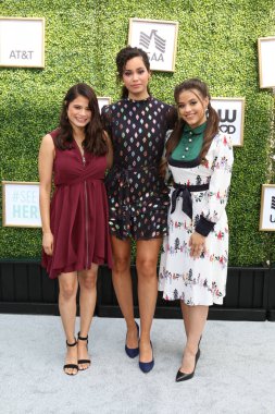 Los Angeles - Ekim 14: Melonie Diaz, Madeleine Mantock, Sarah Jeffery Cw şebekenin sonbahar denize indirmek olay Warner Brothers Stüdyoları'nda üzerinde 14 Ekim 2018 Burbank, Ca