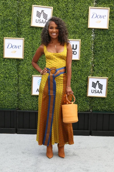 Los Angeles - Ekim 14: Mara Brock-Akil Cw şebekenin sonbahar denize indirmek olay Warner Brothers Stüdyoları'nda üzerinde 14 Ekim 2018 Burbank, Ca