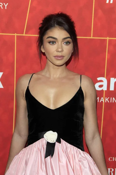 Los Angeles Okt Sarah Hyland 2018 Amfar Inspiration Gala Wallis - Stock-foto