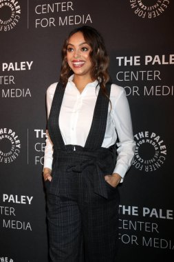 Los Angeles - Ekim 25: Amber Stevens Batı, 