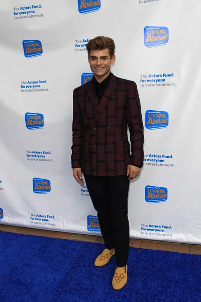 Los Angeles Ottobre Garrett Clayton 2018 Looking Ahead Awards Taglyan — Foto Stock