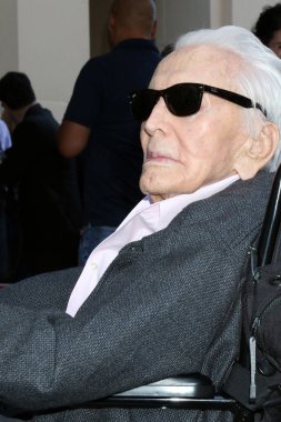 Los Angeles - Kasım 6: Kirk Douglas Hollywood Walk of Fame 6 Kasım 2018 tarihinde Los Angeles, Ca üzerinde Michael Douglas Star töreninde