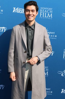 Los Angeles - Kasım 11: Henry Golding Resort Pelican Hill Newport Coast, Ca üzerinde 11 Kasım 2018 izlemek ve Newport Beach Film Festival Güz onur için 10 aktörler