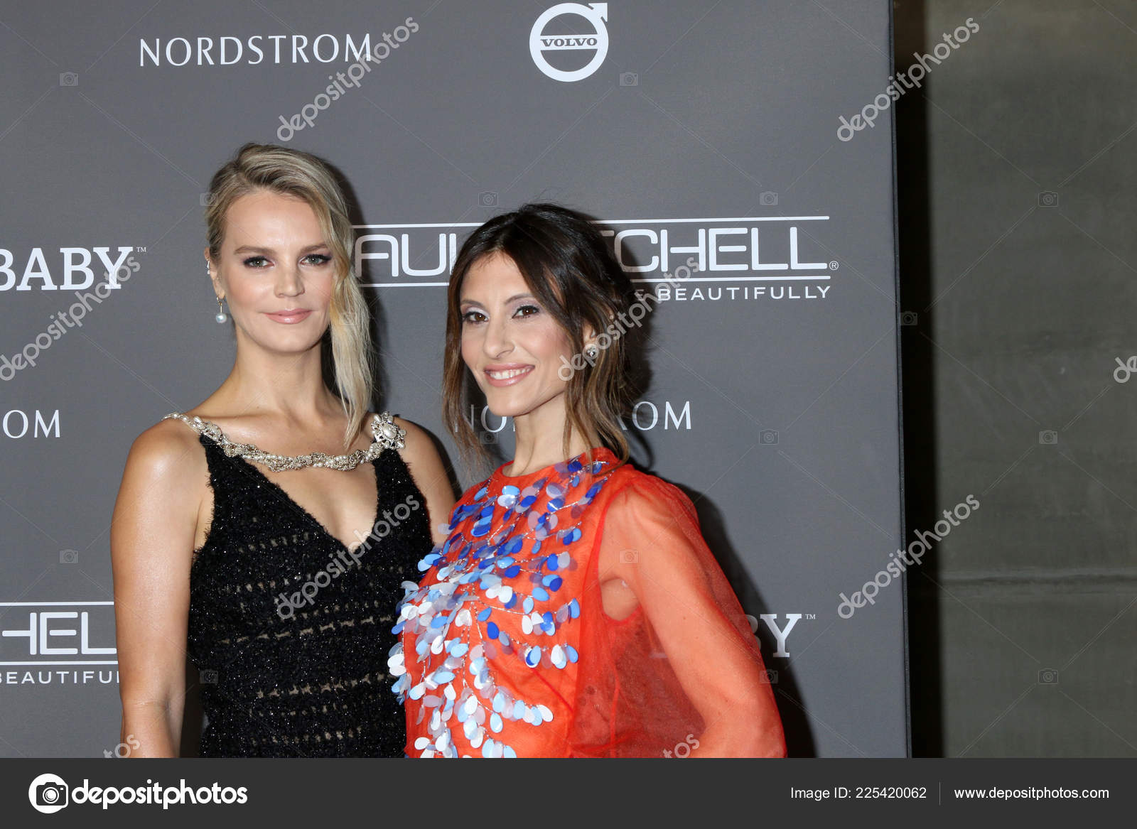 Los Angeles Nov Kelly Sawyer Patricof Norah Weinstein 2018 Baby2Baby