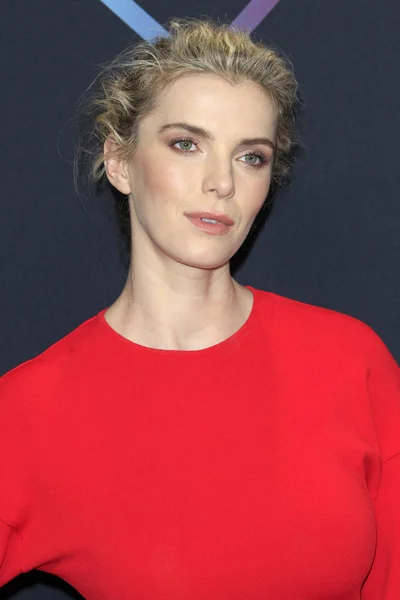 Los Angeles Nov Betty Gilpin Aux People Choice Awards 2018 — Photo