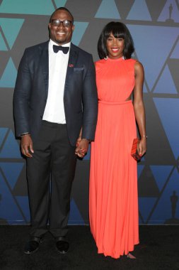 Los Angeles - Kasım 18: Dj Mos, Dj öpücük 10 yıllık valiler Ödülleri Los Angeles, Ca üzerinde 18 Kasım 2018 Ray Dolby Ballroom