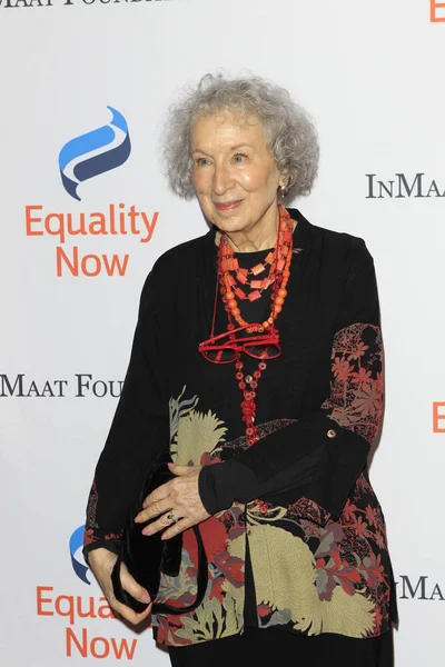 Los Angeles Dec Margaret Atwood Make Equality Reality Gala Beverly — Stock Photo, Image