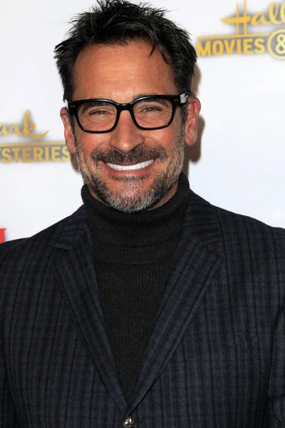 Los Angeles Dec Lawrence Zarian Once Christmas Miracle Screening Holiday — Stockfoto