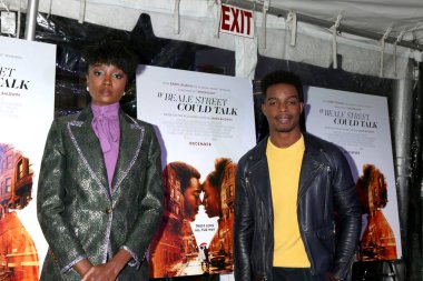 Los Angeles - 4 Aralık: Kiki Layne, Stephan James 