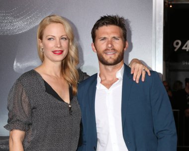 Los Angeles - Aralık 10: Alison Eastwood, Scott Eastwood Village Theater üzerinde 10 Aralık 2018 yılında Westwood, Ca 