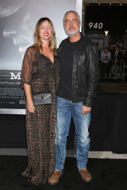 Los Angeles - Aralık 10: Jose Stemkens, Titus Welliver üzerinde 10 Aralık 2018 yılında Westwood, Ca Village Theater 