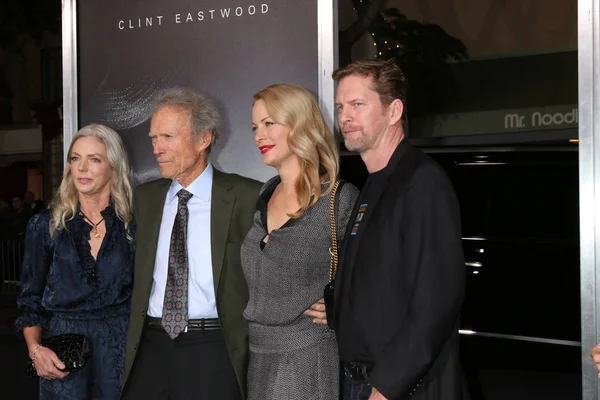 Los Angeles Aralık Christina Sandera Clint Eastwood Alison Eastwood Stacy — Stok fotoğraf