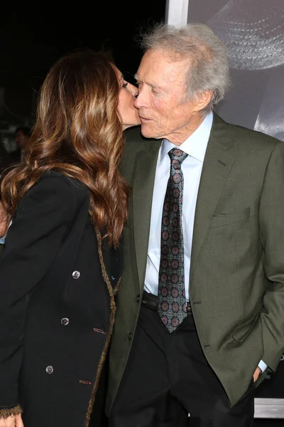 Los Angeles Dec Cynthia Ramirez Clint Eastwood Muł Prapremiera Teatrze — Zdjęcie stockowe