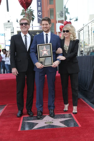 Los Angeles Nov Lewis Buble Michael Buble Amber Buble Alla — Foto Stock