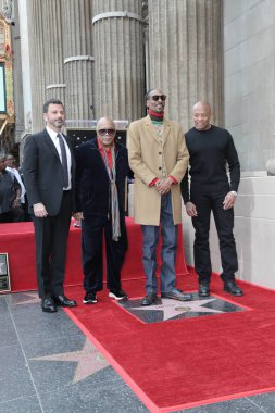 Los Angeles - Kasım 19: Jimmy Kimmel, Quincy Jones, Snoop Dogg, Dr Dre, Snoop Dogg yıldızı töreni Hollywood Walk of Fame 19 Kasım 2018 tarihinde Los Angeles, Ca üzerinde
