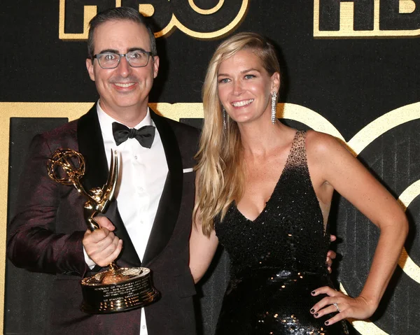 Лос Анджелес Sep John Oliver Kate Norley Hbo Emmy Party — стоковое фото