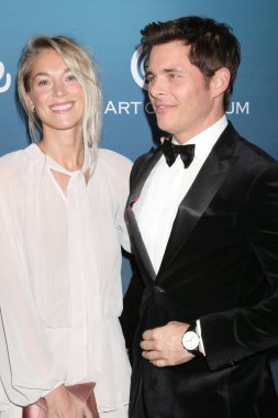 Los Angeles - Jan 5: Emma Deigman, James Marsden, Elysium sanatı 12 yıllık cennet kutlama özel bir yerde 5 Ocak 2019 tarihinde Los Angeles, Ca