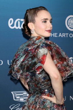 Los Angeles - Jan 5: Lily Collins Elysium sanatı adlı 12 yıllık cennet kutlama özel bir yerde 5 Ocak 2019 tarihinde Los Angeles, Ca