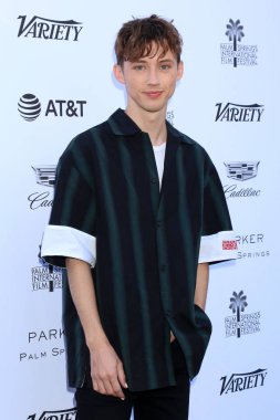 Palm Springs - Ocak 4: Troye Sivan çeşitli'nın yaratıcı etkisi Ödülleri'nde ve 10 Yönetim Brunch Parker Palm Springs adlı 4 Ocak 2019 Palm Springs, Ca izlemek için