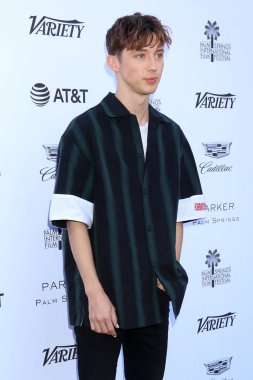 Palm Springs - Ocak 4: Troye Sivan çeşitli'nın yaratıcı etkisi Ödülleri'nde ve 10 Yönetim Brunch Parker Palm Springs adlı 4 Ocak 2019 Palm Springs, Ca izlemek için