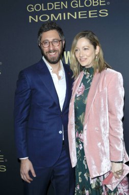 Los Angeles - Jan 5: Dave Holstein, Judy Greer Showtime altın küre adayları şenlikte Sunset Tower Hotel, 5 Ocak 2019 tarihinde West Hollywood, Ca