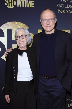 Los Angeles - Jan 5: Wendy Mogel, Michael Tolkin Showtime altın küre adayları şenlikte Sunset Tower Hotel, 5 Ocak 2019 tarihinde West Hollywood, Ca