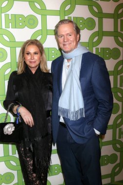 Los Angeles - Ocak 6: Kathy Hilton, Rick Hilton Otel'de Beverly Hilton 6 Ocak 2019 tarihinde Beverly Hills, Ca 2019 Hbo yazı altın küre partide