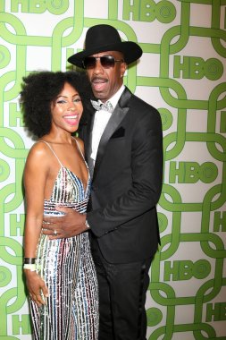 Los Angeles - Ocak 6: Shahidah Omar, Jb Smoove 6 Ocak 2019 tarihinde Beverly Hilton otel Beverly Hills, Ca 2019 Hbo yazı altın küre partide