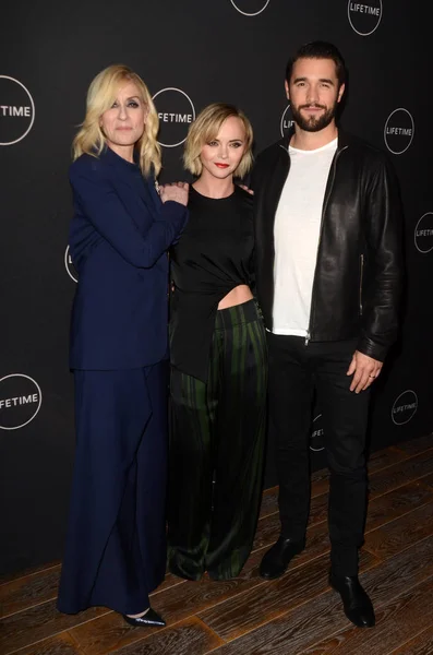 Los Angeles Jan Judith Light Christina Ricci Josh Bowman Lifetime — Stock Photo, Image