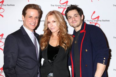 Los Angeles - Jan 17: Christian Leblanc, Tracey Bregman, Zach Tinker genç ve huzursuz kutluyor 30 yıl # 1 Cbs televizyon City 17 Ocak 2019 Los Angeles, Ca