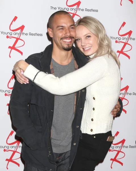 Los Angeles Jan Bryton James Melissa Ordway Genç Huzursuz Kutluyor — Stok fotoğraf