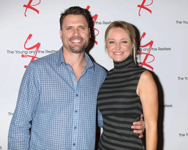 Los Angeles Gennaio Joshua Morrow Sharon Case Young Restless Festeggia — Foto Stock