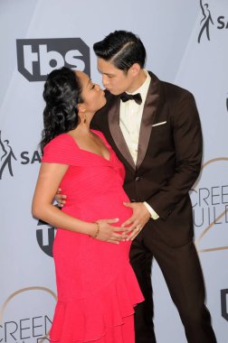 Los Angeles - 27 Ocak: Shelby Rabara, Harry Shum Jr., 25 yıllık Screen Actors Guild Awards, tapınak toplantı salonunda 27 Ocak 2019 tarihinde Los Angeles, Ca