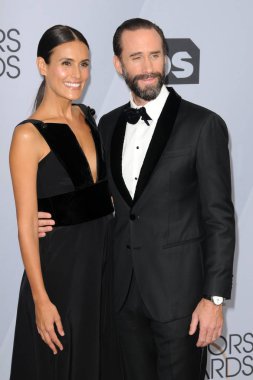 Los Angeles - 27 Ocak: Maria Dolores Dieguez, Joseph Fiennes, 25 yıllık Screen Actors Guild Awards, tapınak toplantı salonunda 27 Ocak 2019 tarihinde Los Angeles, Ca