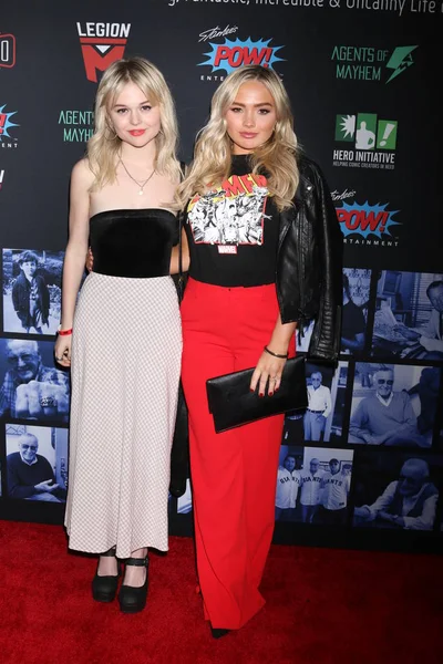 Los Angeles Jan Emily Alyn Lind Natalie Alyn Lind Beim — Stockfoto